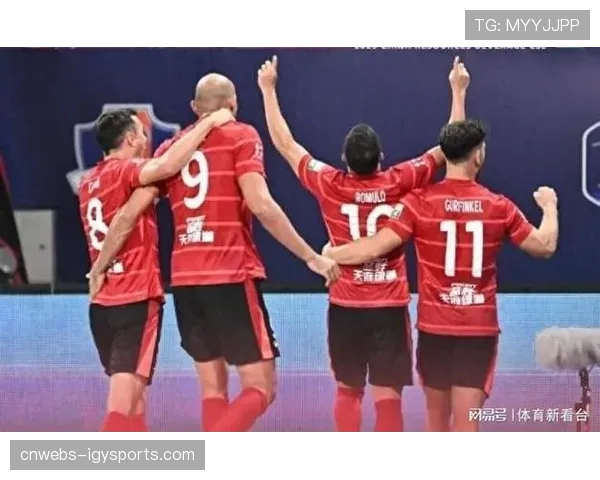 榜首大战一触即发：上海申花主场对阵成都蓉城，斯卢茨基强调专注力
